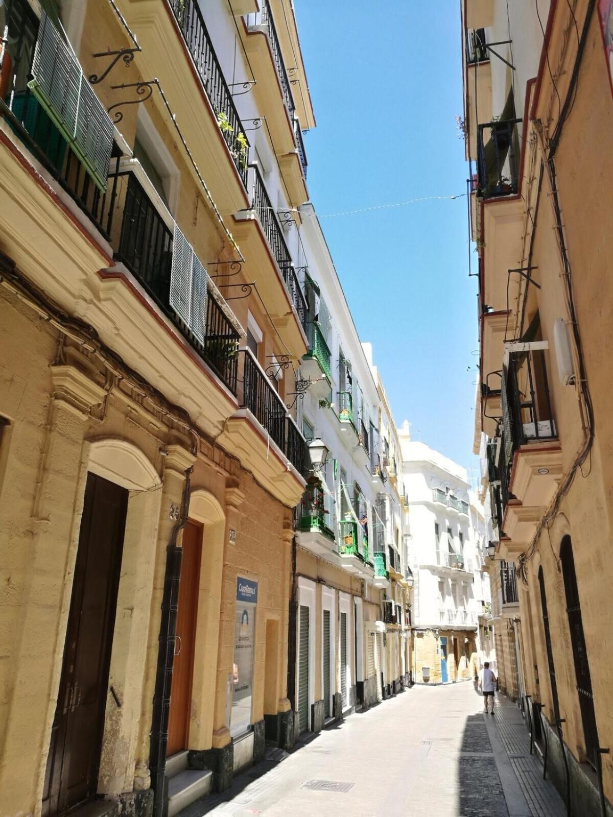 Sopranis Del Mar Apartamento Centro Cadiz, Junto Playa Y Estacion Apartment Exterior photo